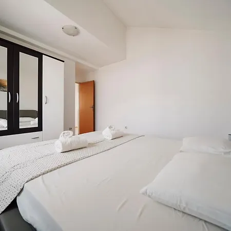 Apartment Spacious And Cosy Dumato Zadar