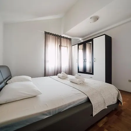 Apartment Spacious And Cosy Dumato *